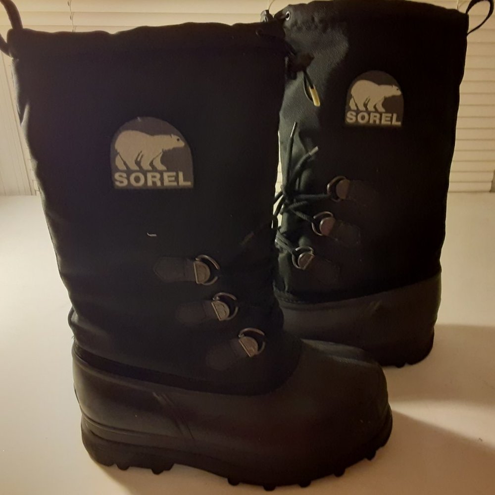Solar Polar Bear Insulated Man's Boots like NEW